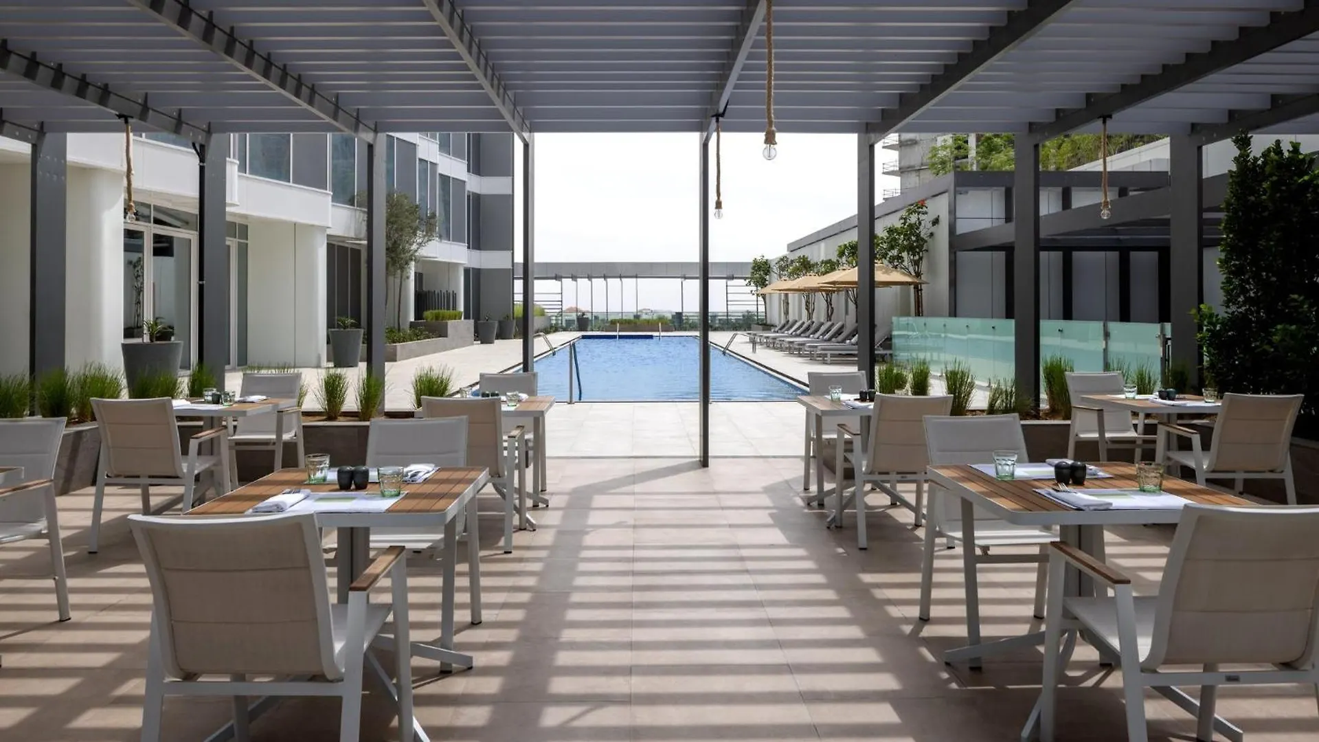 Hotel Staybridge Suites Dubai Business Bay By Ihg