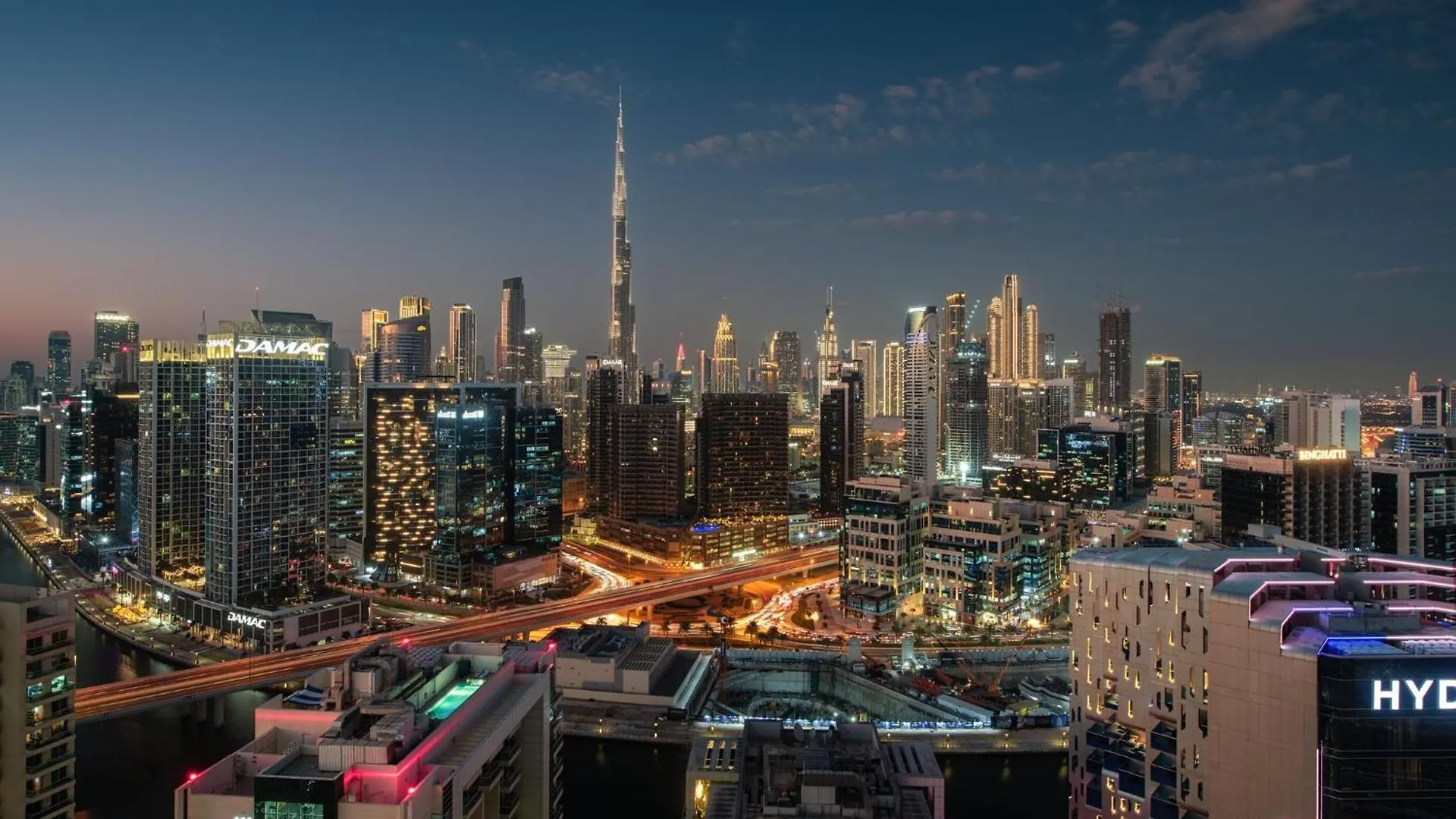 Staybridge Suites Dubai Business Bay By Ihg Hotel