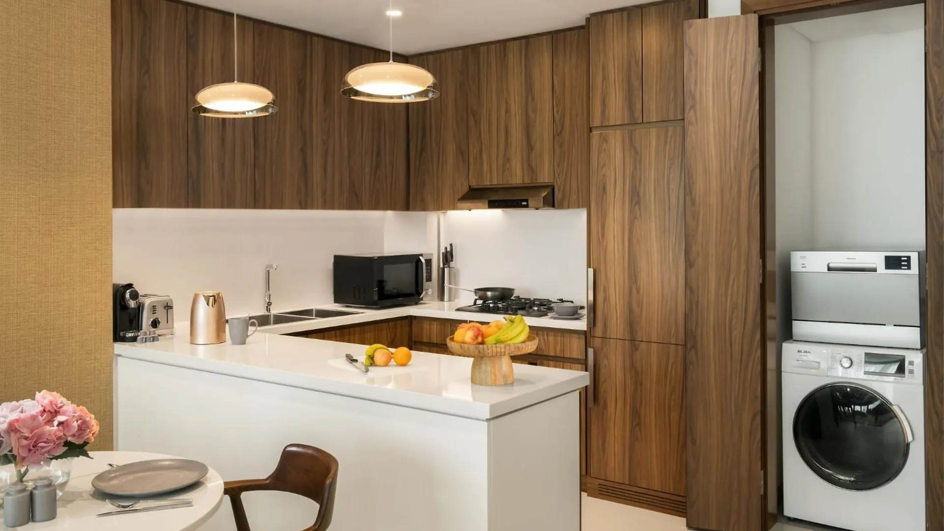 Staybridge Suites Dubai Business Bay By Ihg